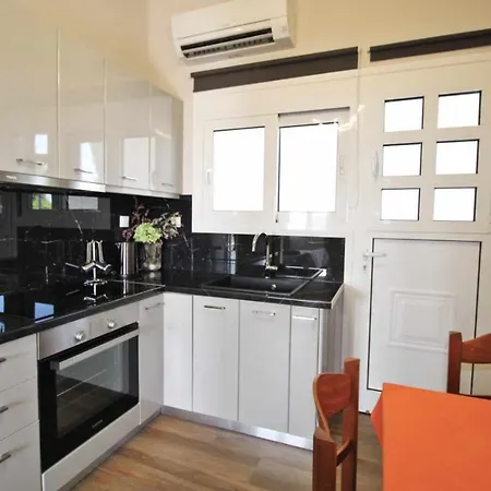 Maria'S Beach Apartments Oropos Extérieur photo